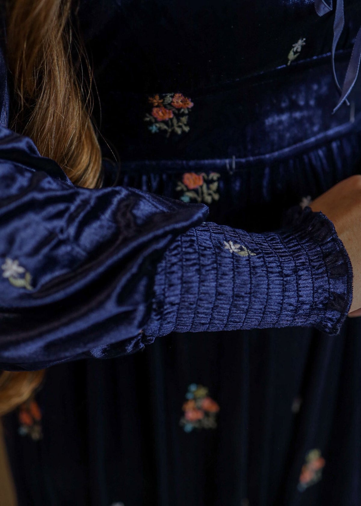 Anastasia Velvet Dress- Navy