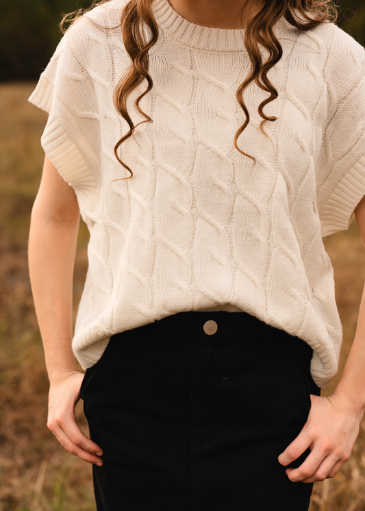 Margo Sweater Vest .