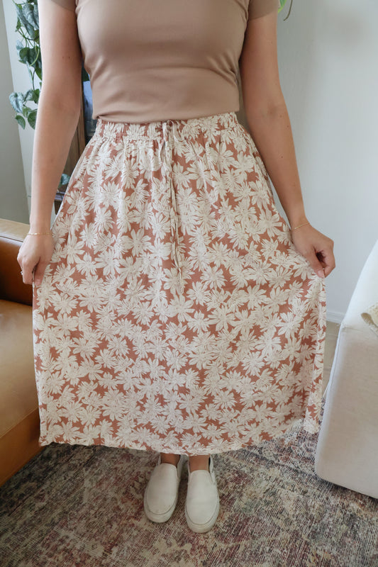 Clara Linen Skirt - Peach.